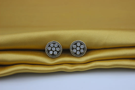 Dailwear Round Zirconia Studs