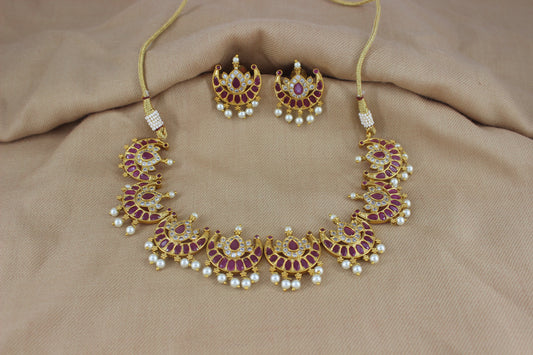 Antique Gold Neckalce Set with Studs (Set 24)