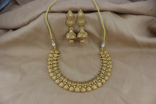 Antique Gold  Neckalce Set with Jhumki's (Set 31)