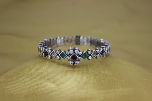 Navratan Prisim Lock Bracelet